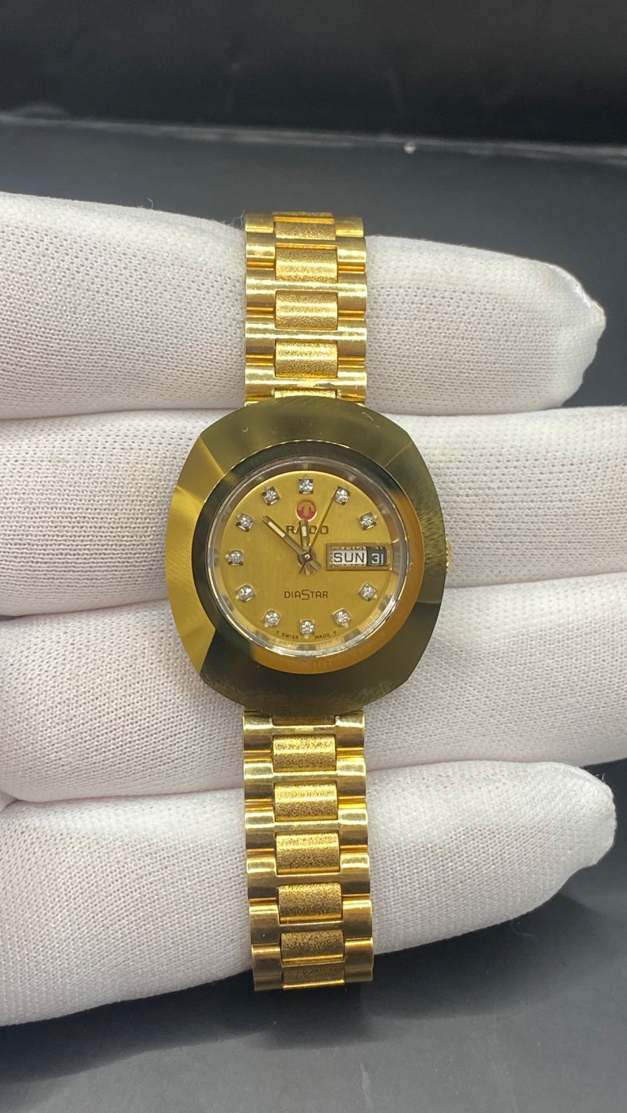 Rado DiaStar Ladies Automatic Day Date Gold Tone Stone Set Dial Swiss Vintage