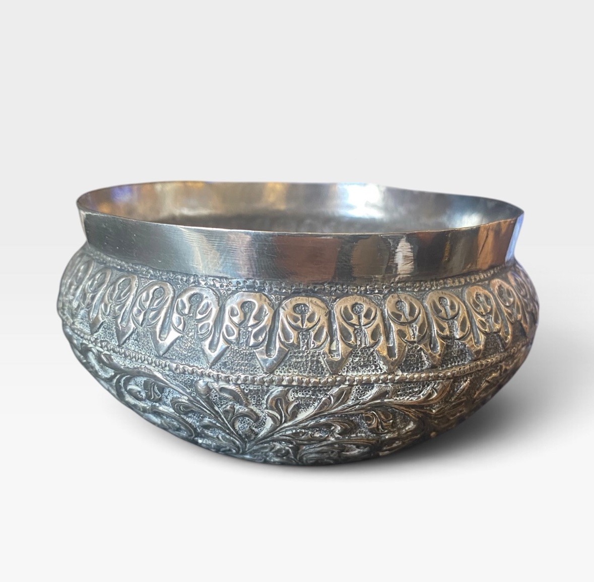Antique Burmese Anglo-Indian Solid Silver Repousse Bowl 10cm 80g Tested